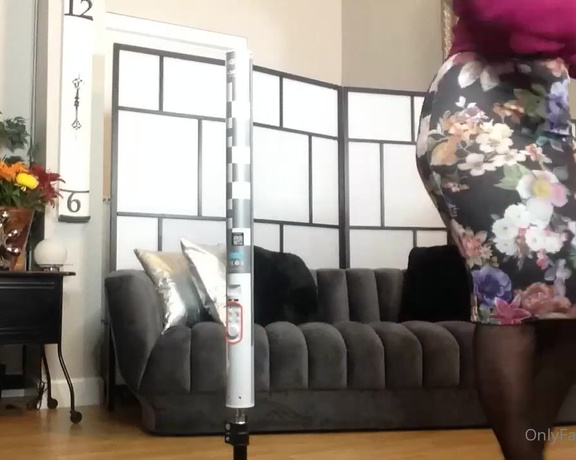 Sara Jay aka sarajay - 12-16-2020 OnlyFans Video - I LOVE making custom videos and photos for my OnlyFans Jaybirds Heres a bunch of short_0bug