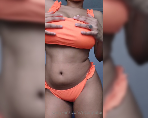 Ricoratatui aka ricoratatui - 06-03-2020 OnlyFans Video - Do you like how it looks on me Cant wait to make photos in the beach